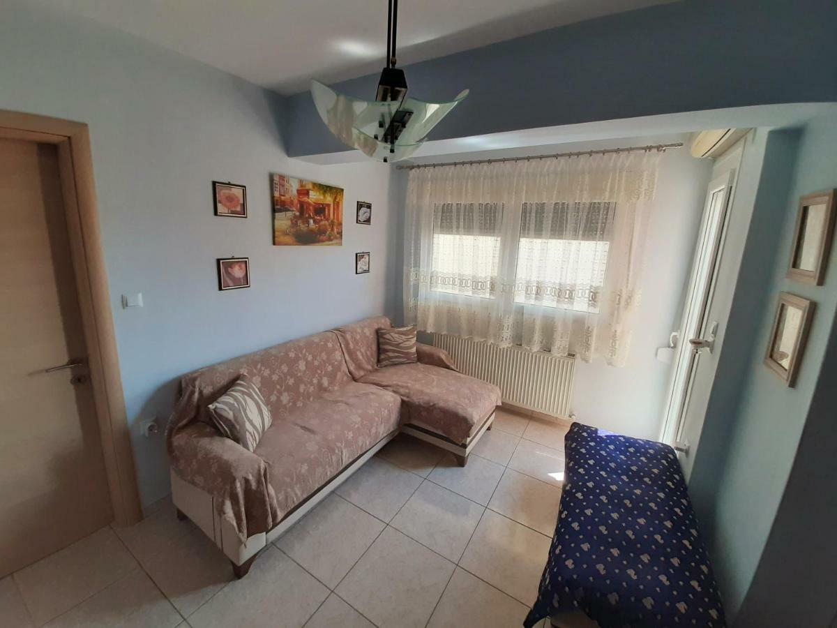 Apartemen 45 m² dengan 1 kamar tidur dan 1 kamar mandi pribadi di Kavala Bagian luar foto