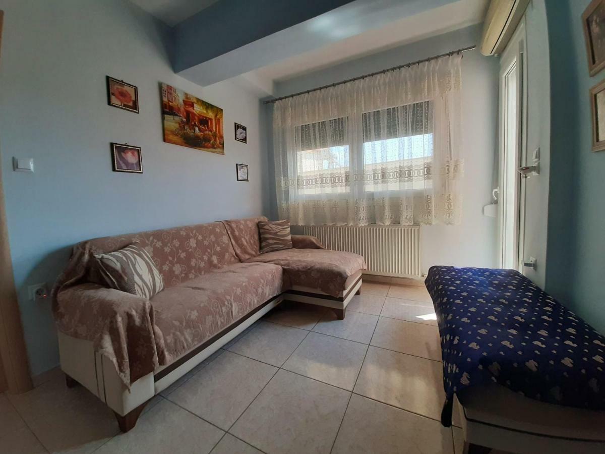 Apartemen 45 m² dengan 1 kamar tidur dan 1 kamar mandi pribadi di Kavala Bagian luar foto